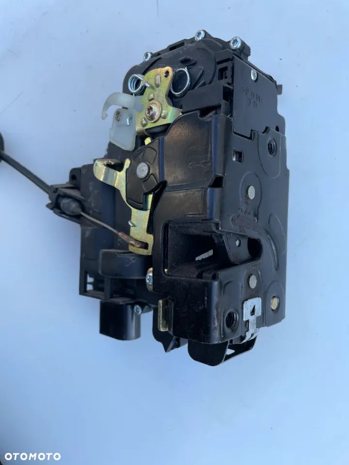 ZAMEK DRZWI PRAWY PRZÓD SEAT LEON I SEAT TOLEDO II GOLF IV BORA SKODA OCTAVIA I 3D 5D 8 PINÓW - 3