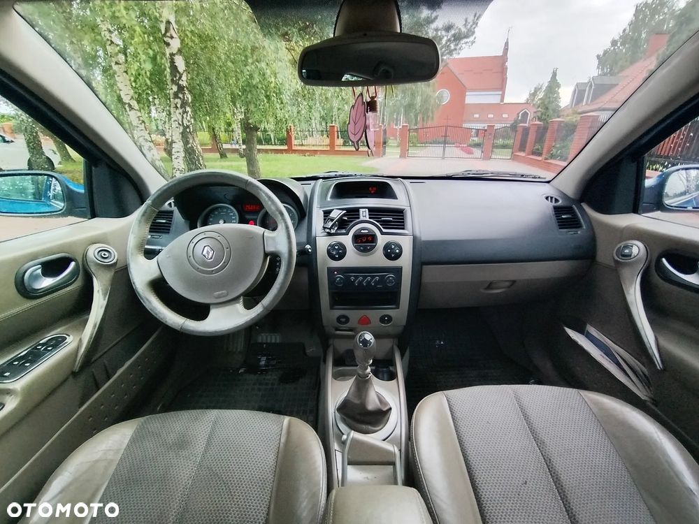 Renault Megane 1.9 dCi Confort Dynamique - 11