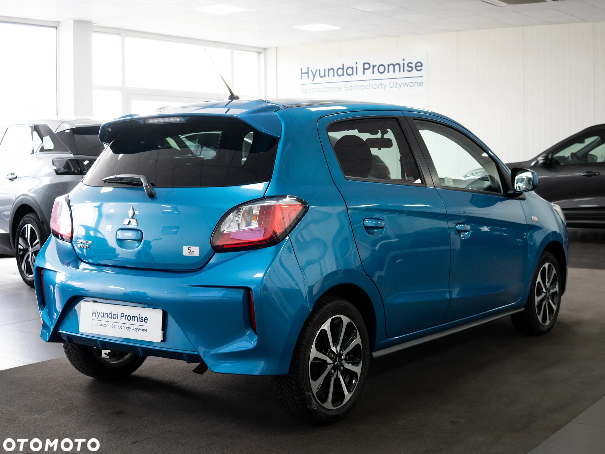 Mitsubishi Space Star 1.2 Intense CVT - 7