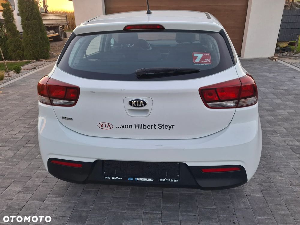 Kia Rio - 5