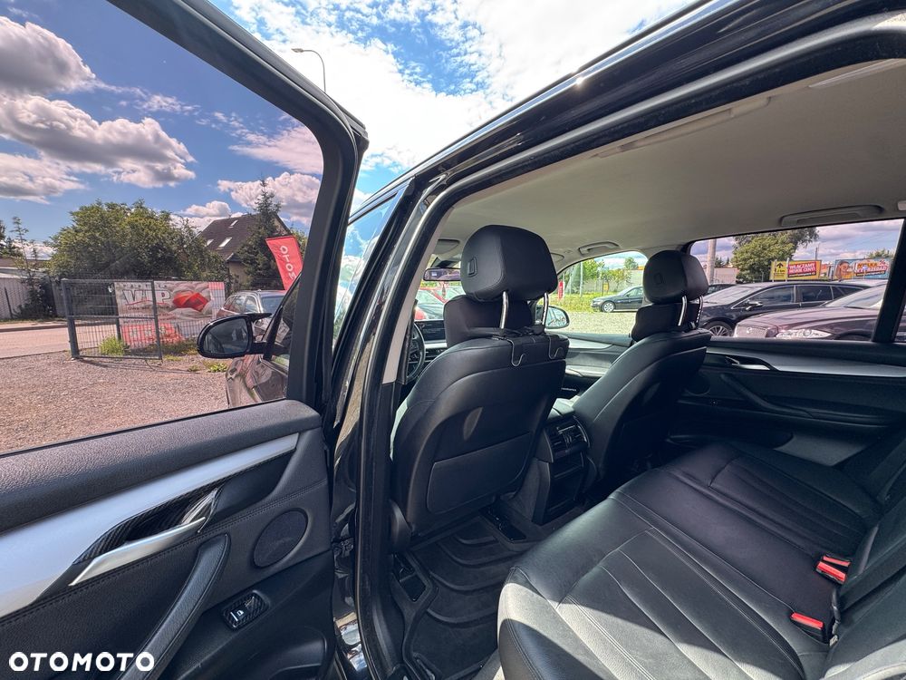 BMW X5 xDrive30d - 23