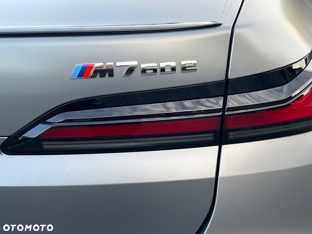 BMW Seria 7 M760e PHEV xDrive Individual Edition sport - 14