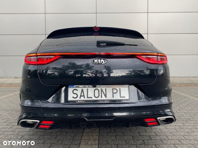 Kia ProCeed - 14