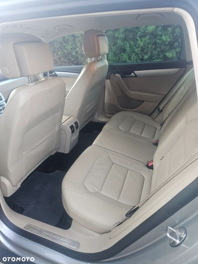 Volkswagen Passat Variant 2.0 TDI 4Mot Highline - 14