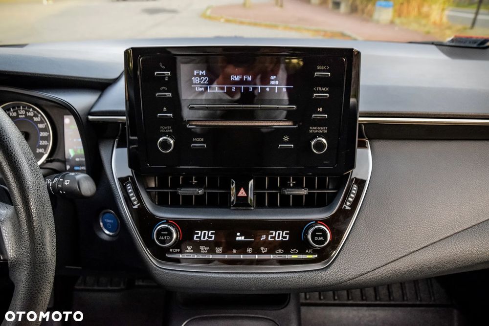 Toyota Corolla 1.8 Hybrid Active - 23
