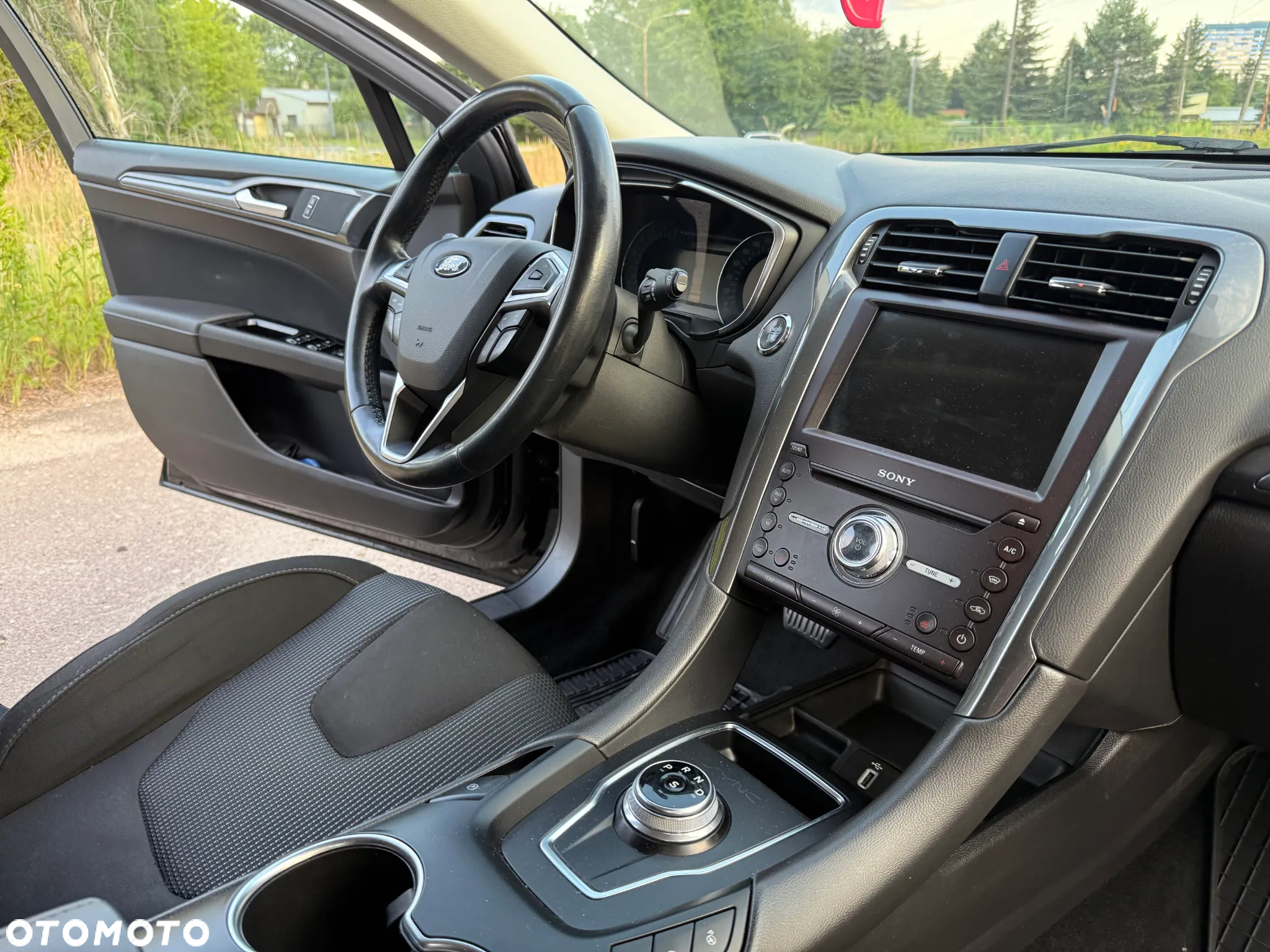 Ford Mondeo 2.0 EcoBlue Titanium - 12