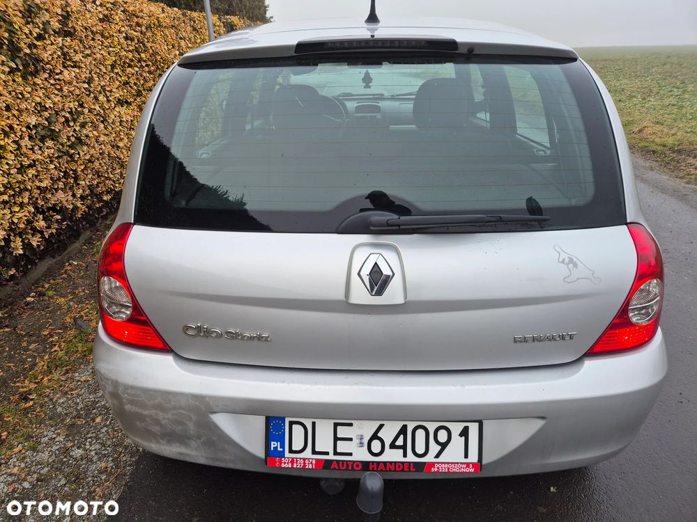 Renault Clio 1.4 16V Campus - 4