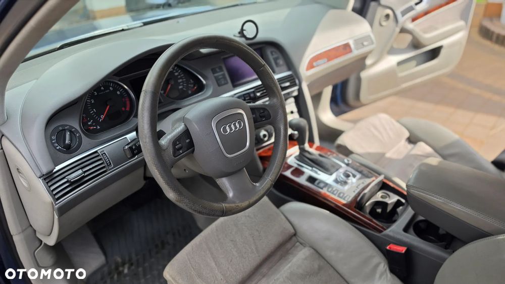 Audi A6 Avant 4.2 quattro tiptronic - 8