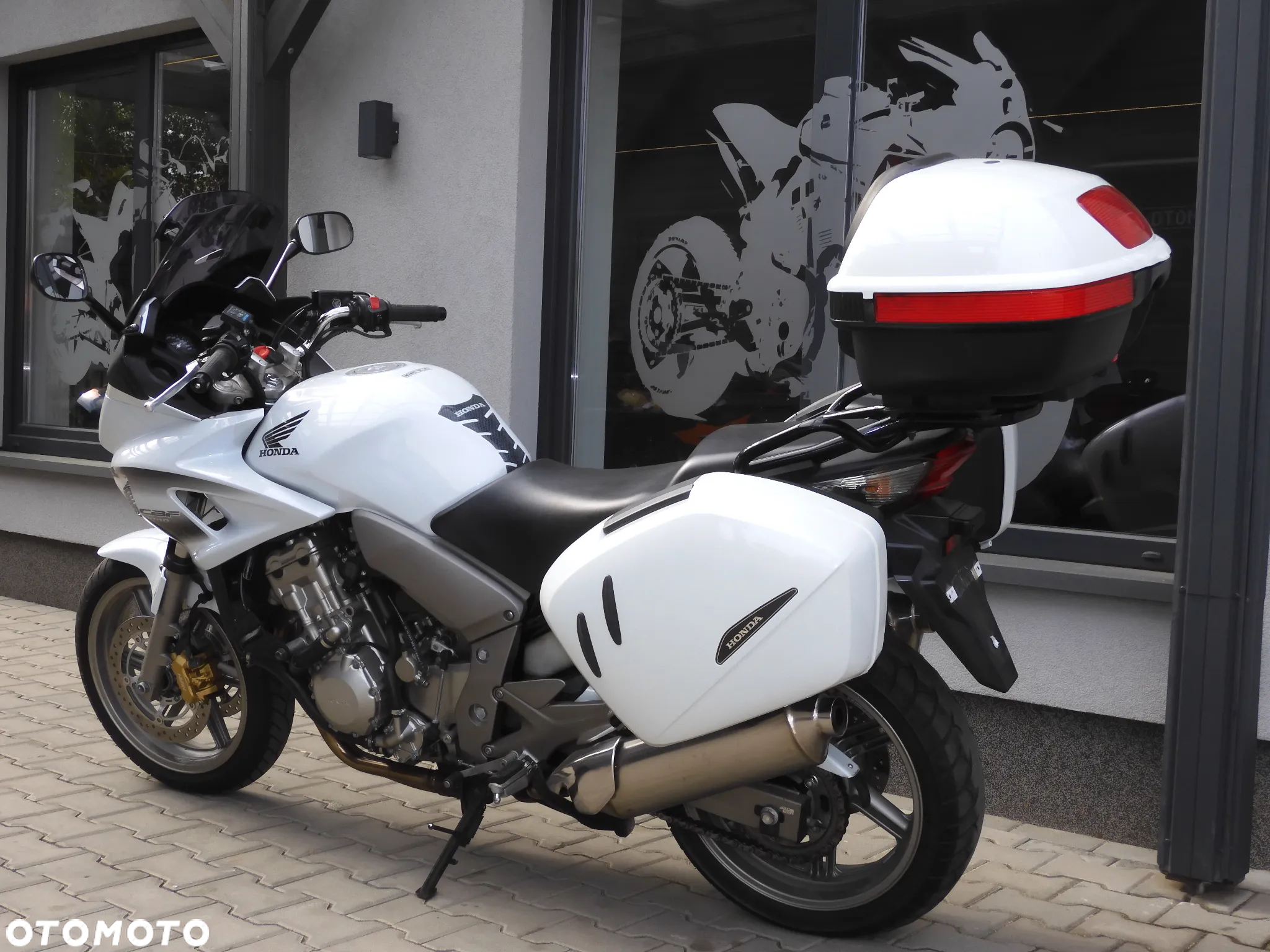 Honda CBF - 37