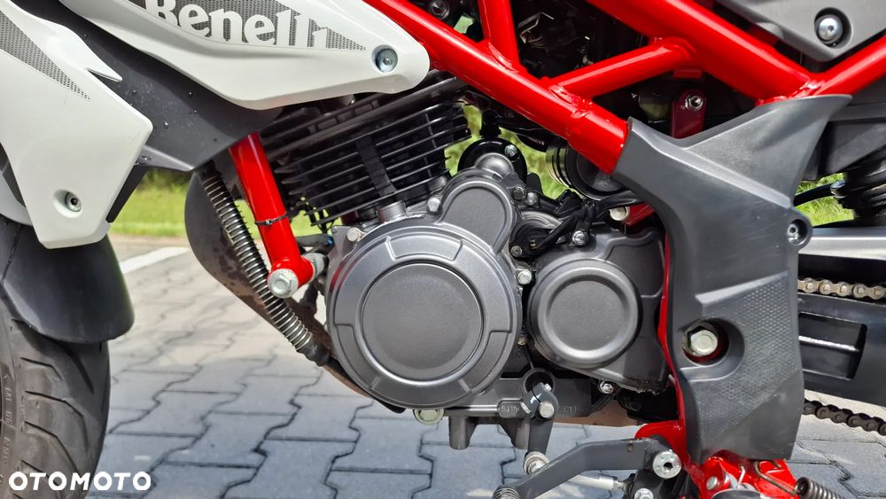 Benelli BN 125 - 13