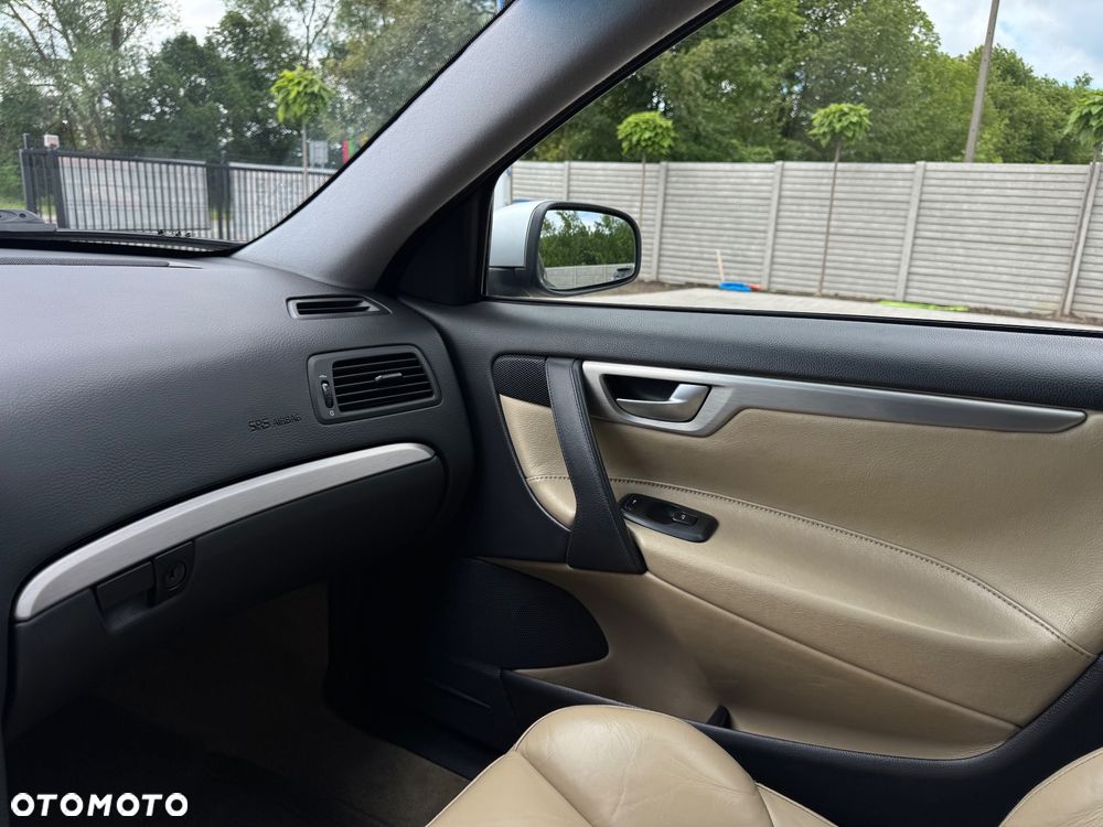 Volvo S60 R - 21