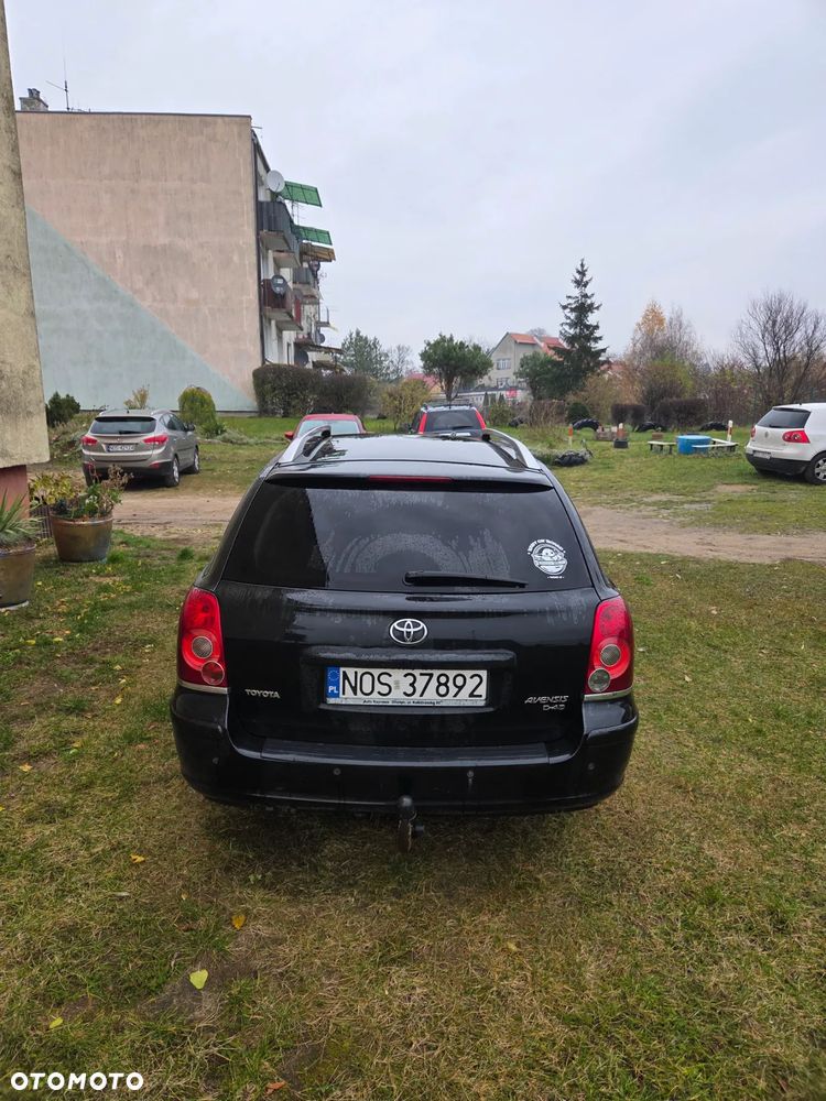 Toyota Avensis 2.2 D-4D Sol Plus - 4
