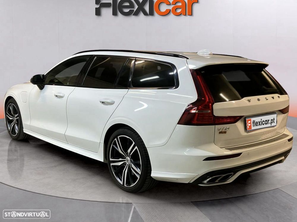 Volvo V60 2.0 T8 AWD TE R-Design - 3