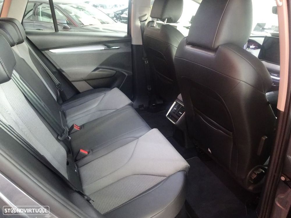 Skoda Enyaq iV 60 - 28