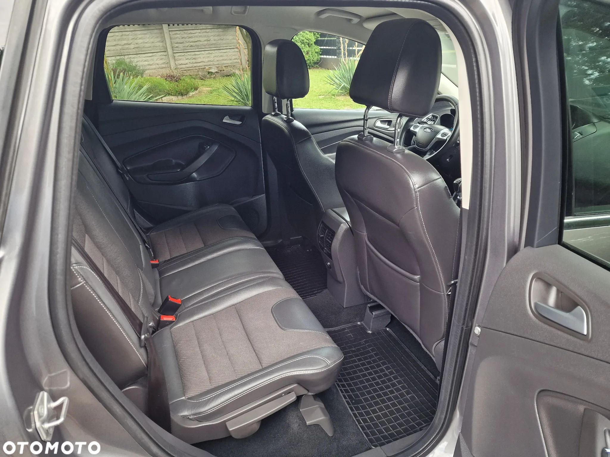 Ford Kuga 2.0 TDCi 2x4 Titanium - 19