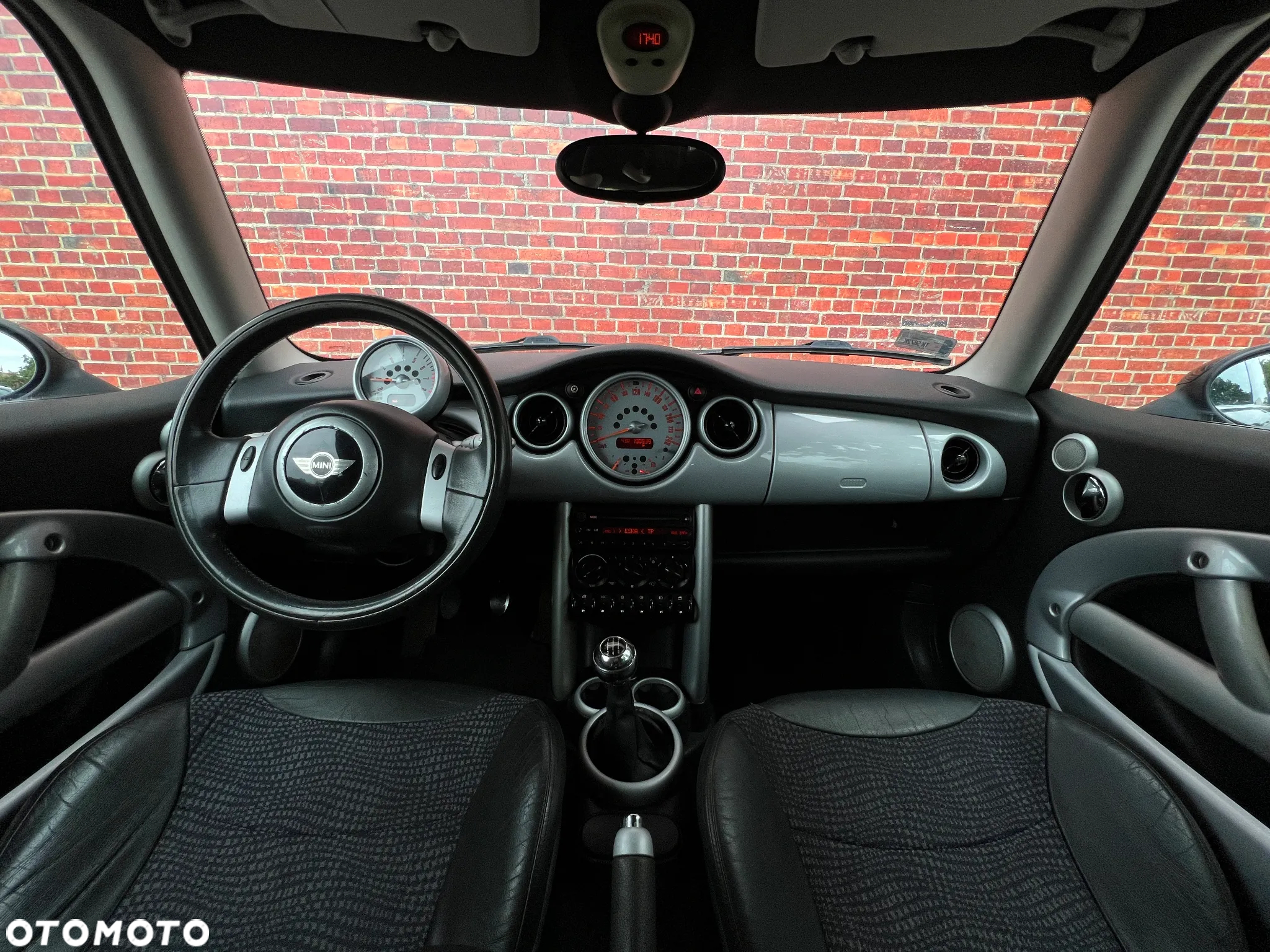 MINI ONE - 6