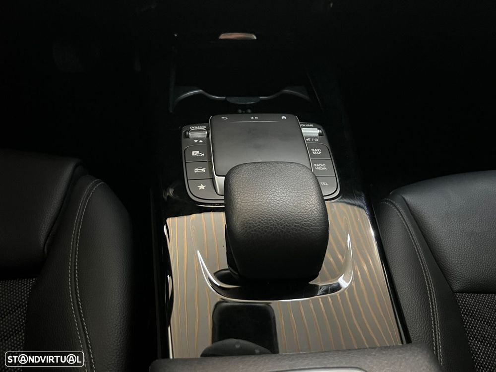 Mercedes-Benz A 180 - 19