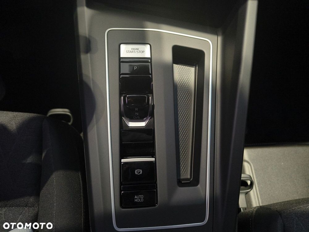 Volkswagen Golf Variant 1.5 eTSI mHEV Life Plus DSG - 19