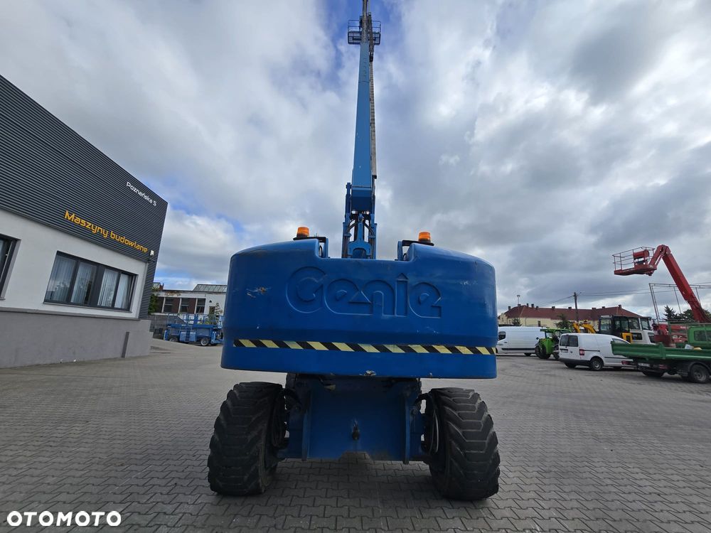Genie S-85 - 12