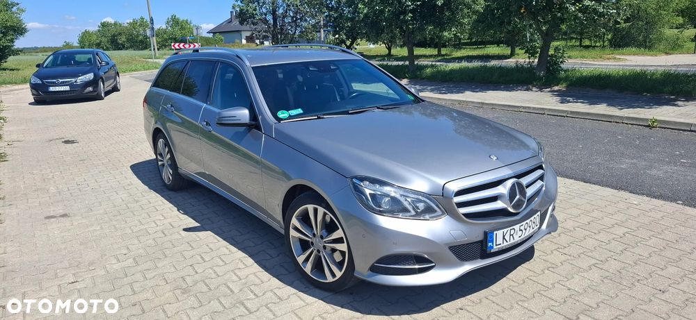 Mercedes-Benz Klasa E 250 CDI DPF BlueEFFICIENCY 7G-TRONIC Avantgarde - 3