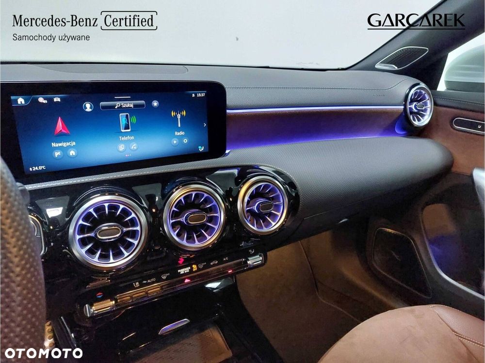 Mercedes-Benz CLA - 16