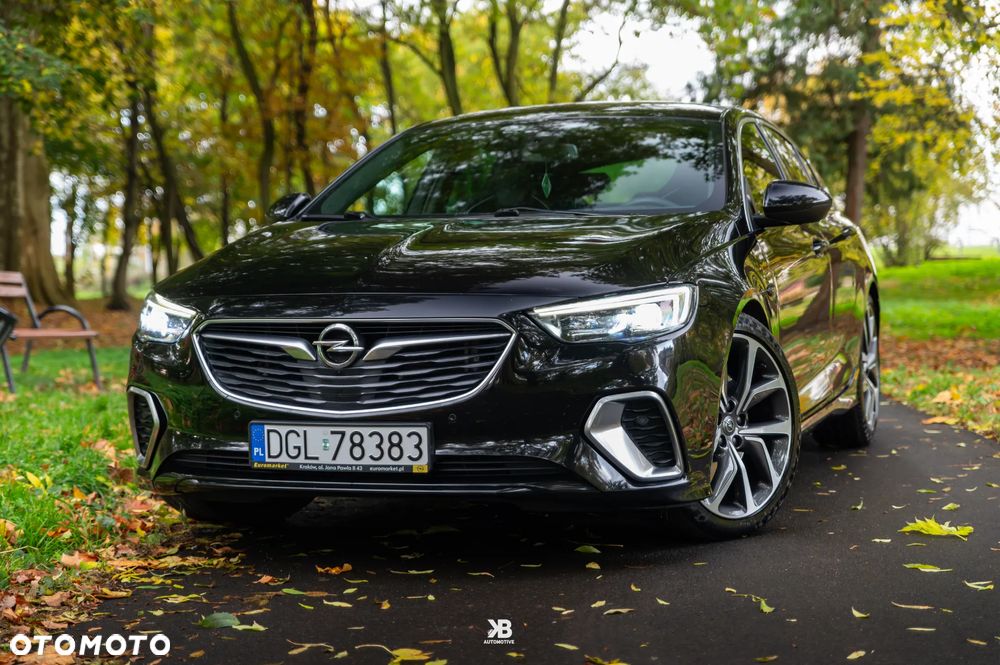 Opel Insignia 2.0 CDTI 4x4 GSi S&S - 2