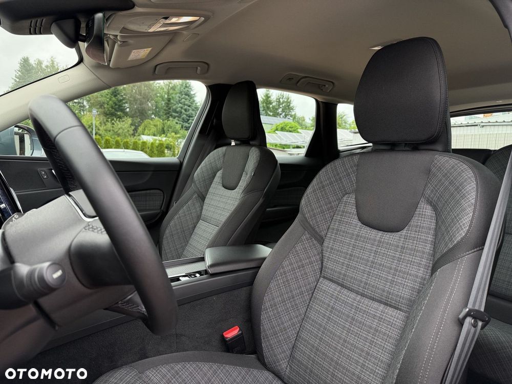 Volvo XC 60 B4 D AWD Core - 10