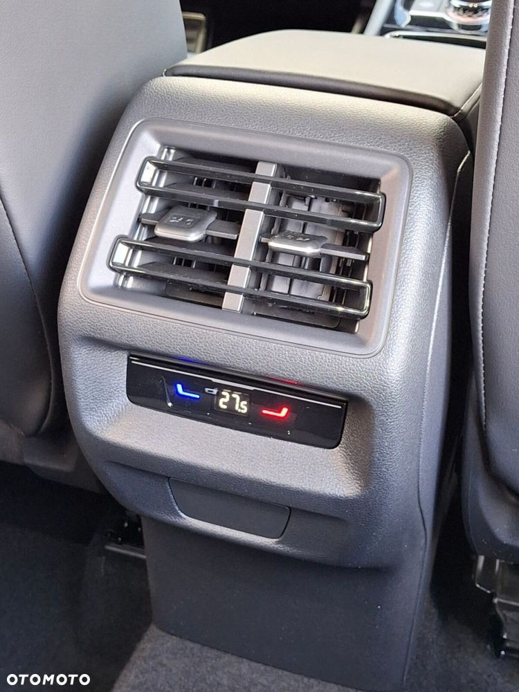 Volkswagen Tiguan 2.0 TDI 4Mot R-Line Plus DSG - 26
