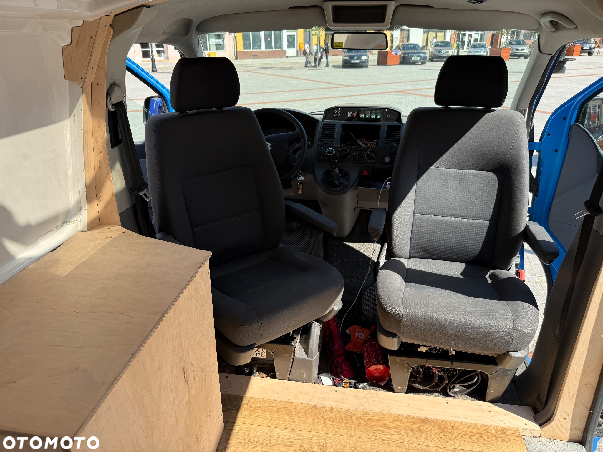 Volkswagen Multivan - 26