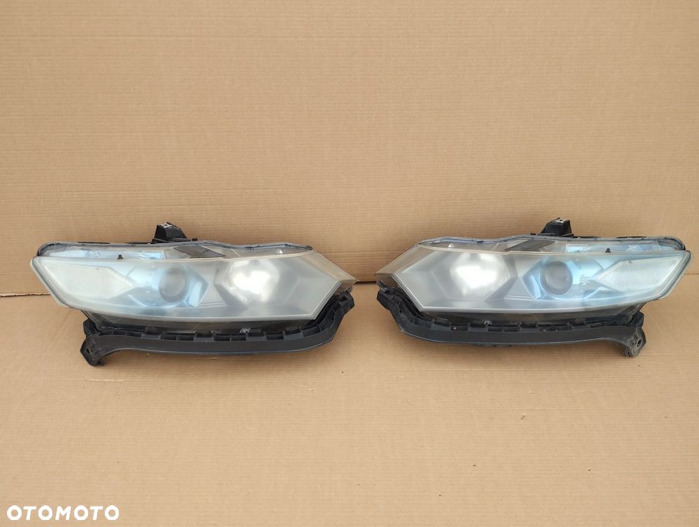 Honda Insight II 09-14r lampa przód przednia prawa + lewa UK - 1