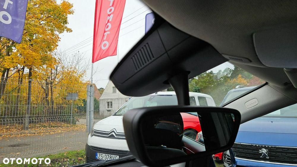 Mercedes-Benz Klasa B 180 BlueEFFICIENCY Edition Style - 32
