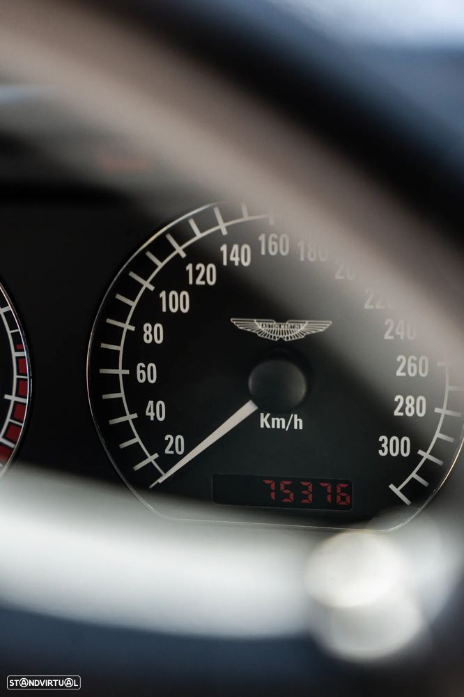 Aston Martin DB7 Vantage Coupé - 18