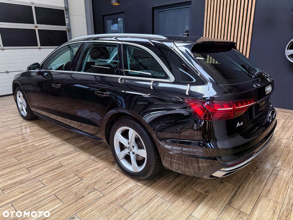 Audi A4 Avant 40 TFSI S tronic - 10