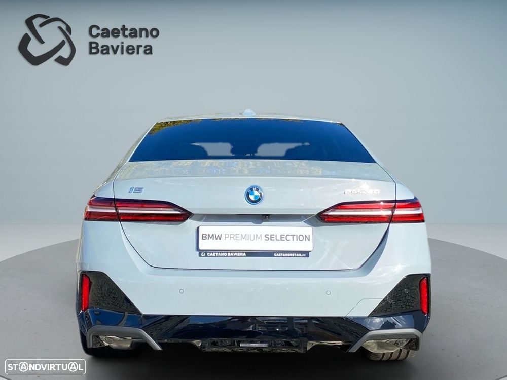 BMW i5 eDrive40 - 34