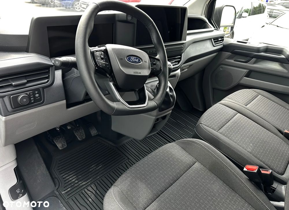 Ford Transit Custom - 11