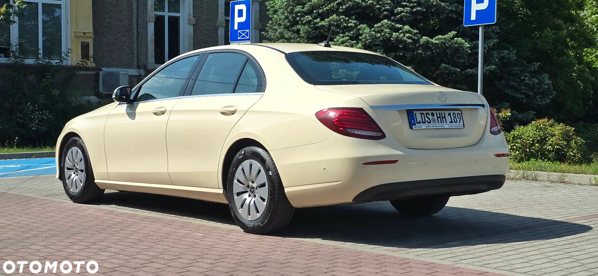 Mercedes-Benz Klasa E 200 d 9G-TRONIC - 6