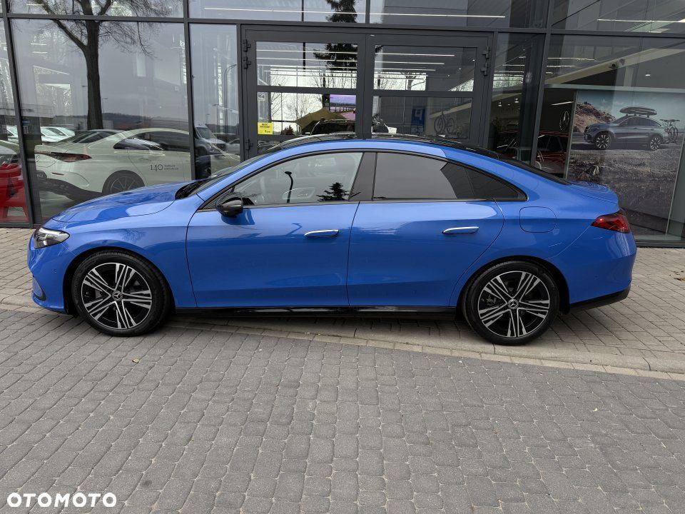 Mercedes-Benz CLA - 2