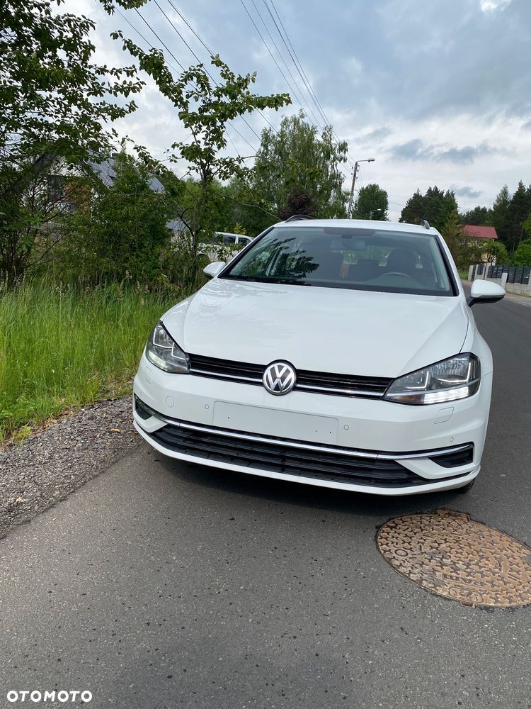 Volkswagen Golf 1.5 TSI BMT Evo Comfortline - 2