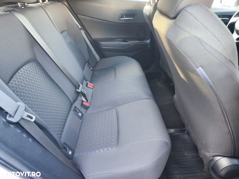 Toyota C-HR 1.8 HSD 122 CP 4x2 CVT Core - 17