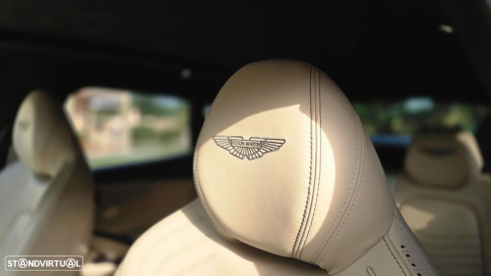 Aston Martin DBX Standard - 15