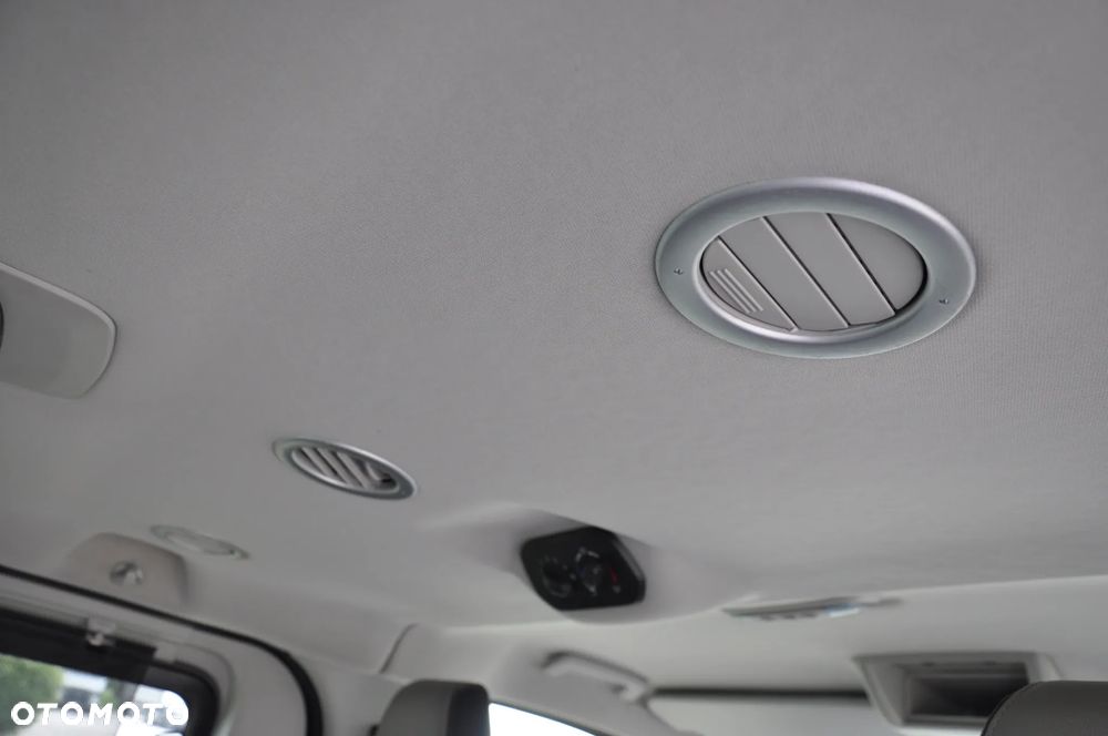 Ford Tourneo Custom 300 L1H1 VA Trend - 13