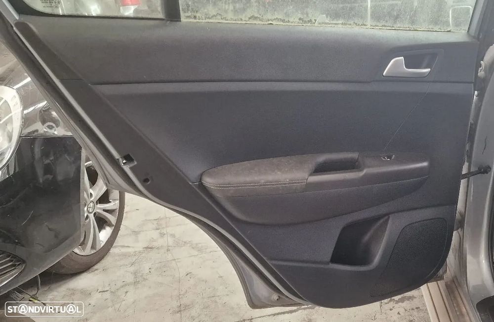 KIA SPORTAGE PARA PEÇAS - 12