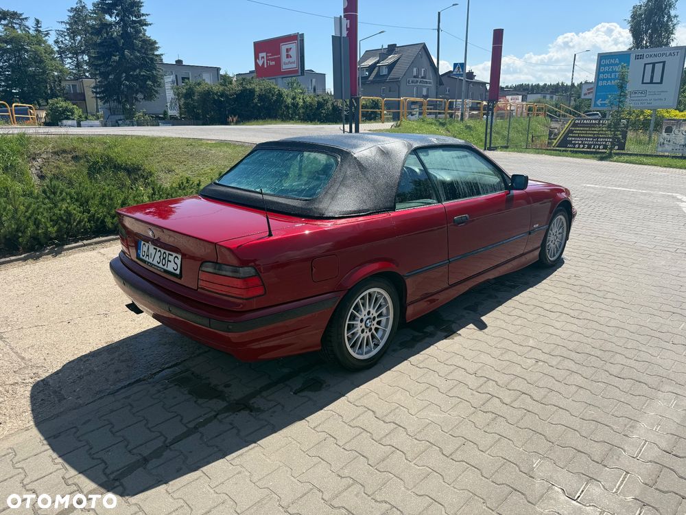 BMW Seria 3 - 12