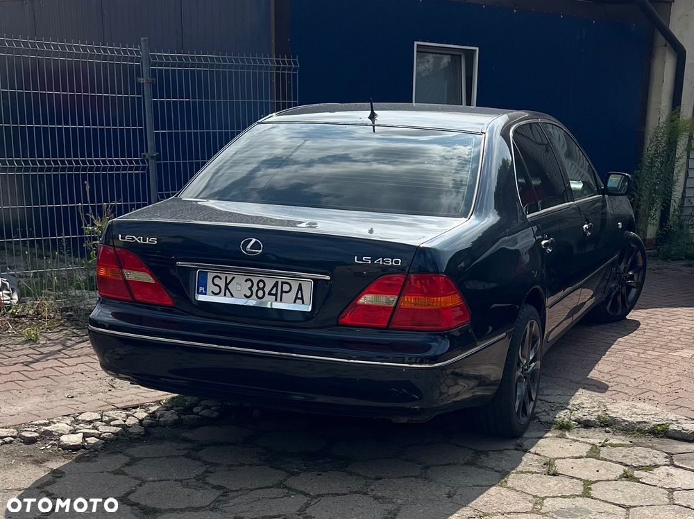 Lexus LS - 16