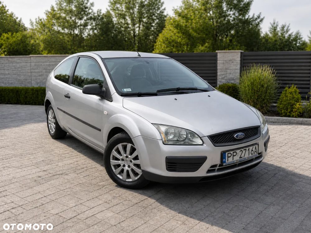 Ford Focus 1.4 16V Ambiente - 1