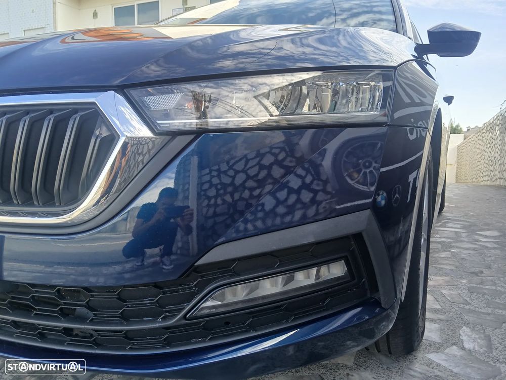 Skoda Octavia Break 2.0 TDI Ambition DSG - 10