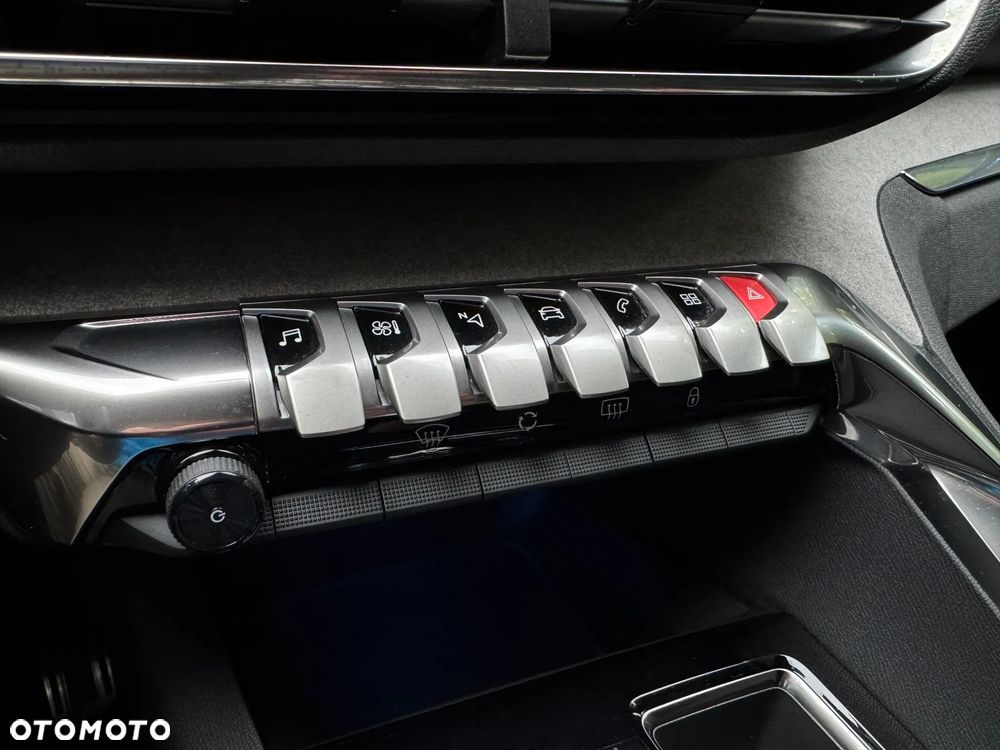 Peugeot 3008 1.5 BlueHDi GT S&S EAT8 - 21