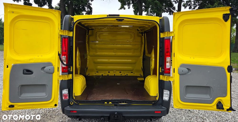 Opel Vivaro - 11