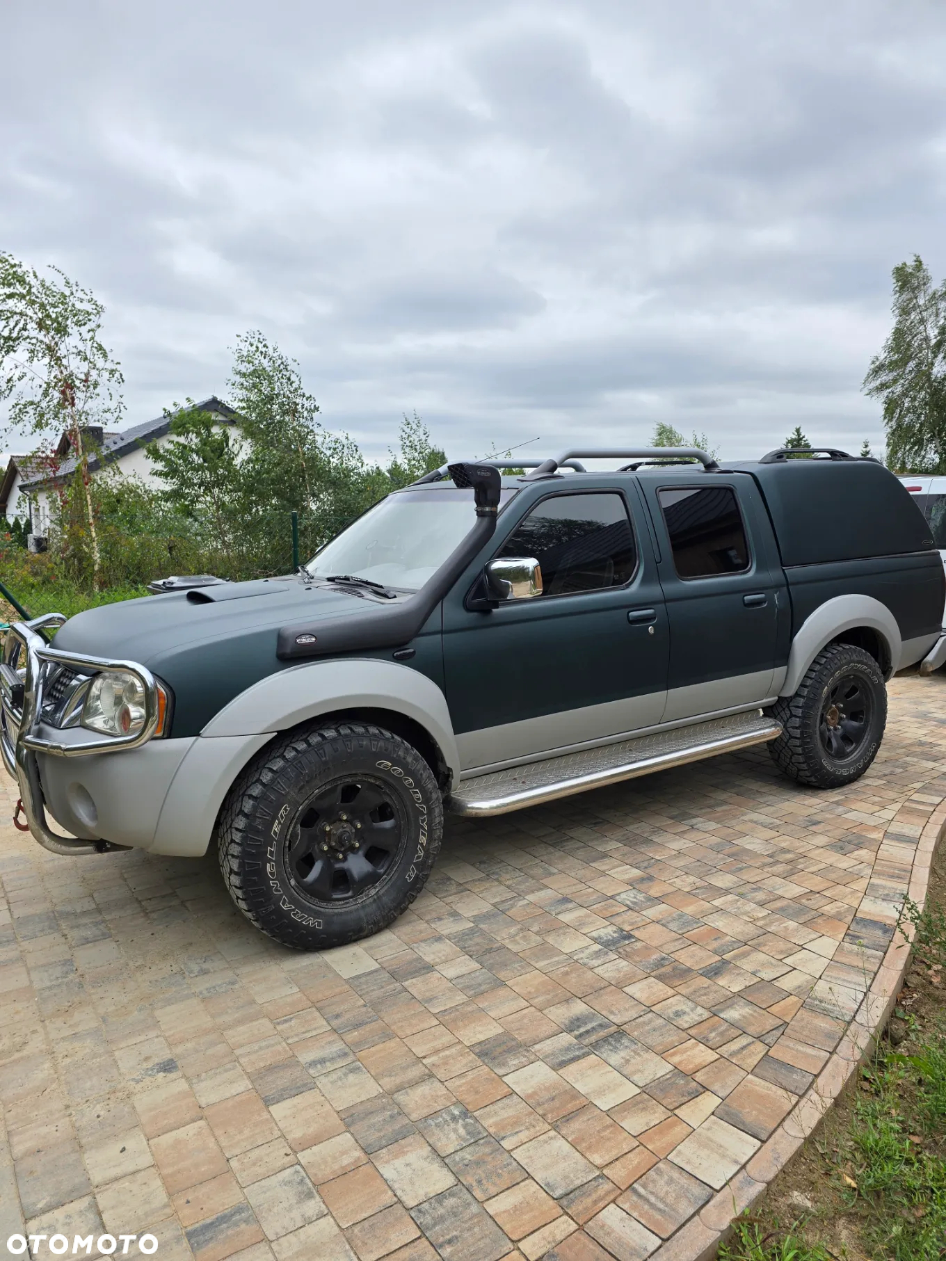 Nissan Navara ver-gr-2-8-tdi - 3