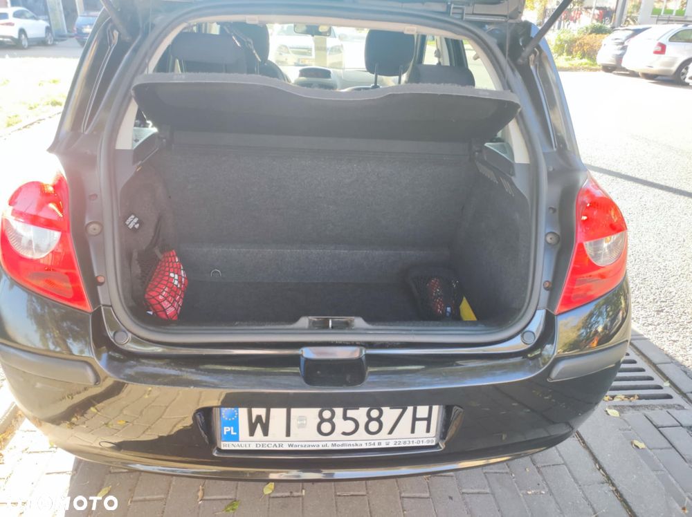Renault Clio - 15